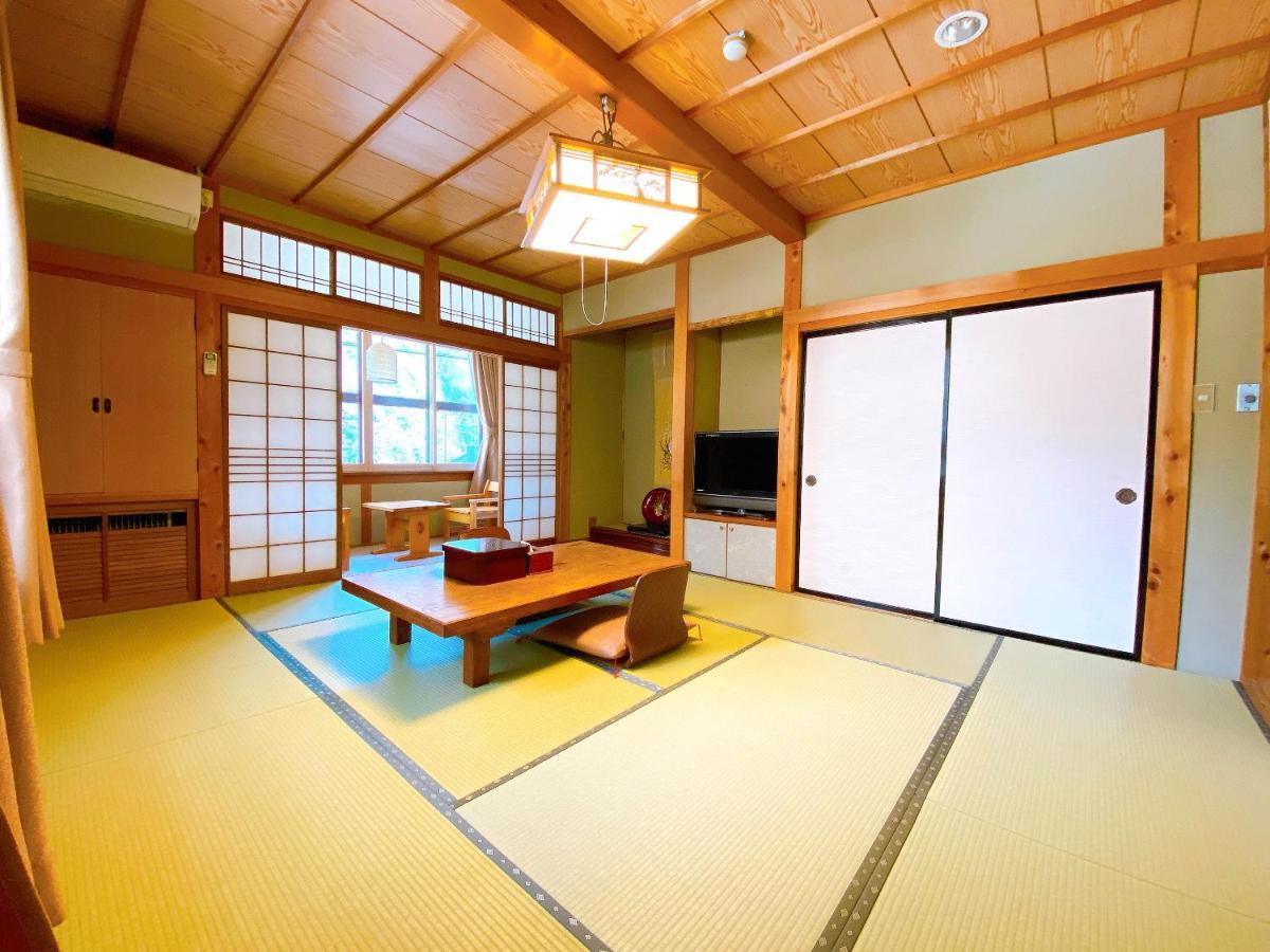 Hakuunsou Hotel Takayama  Ngoại thất bức ảnh