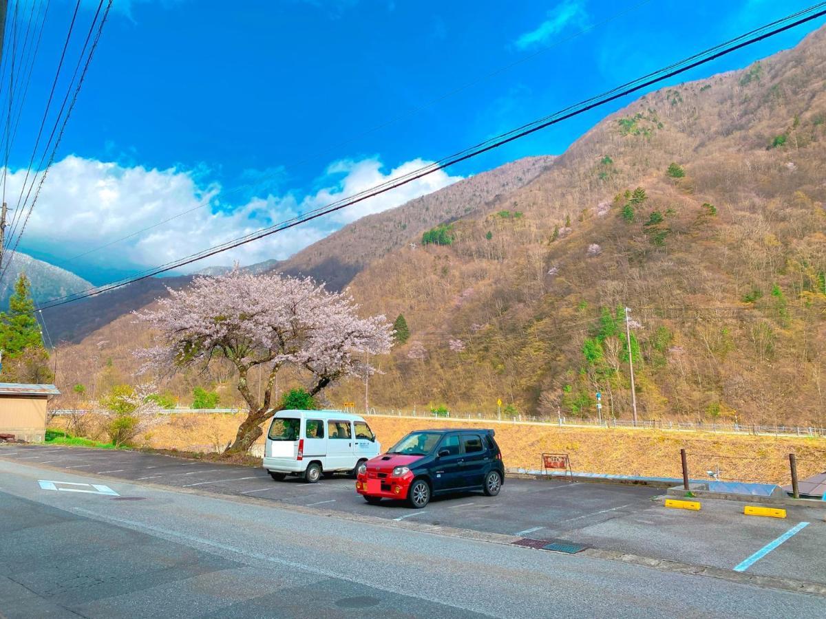 Hakuunsou Hotel Takayama  Ngoại thất bức ảnh